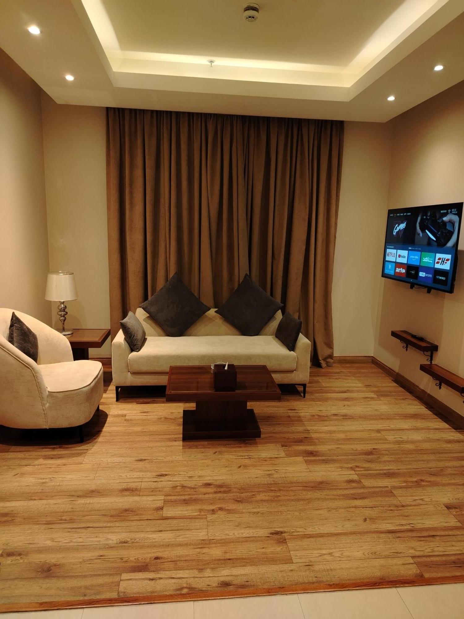 Aparthotel ماربيلا